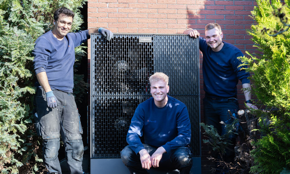 Mitarbeiter Teamarbeit Wärmepumpe